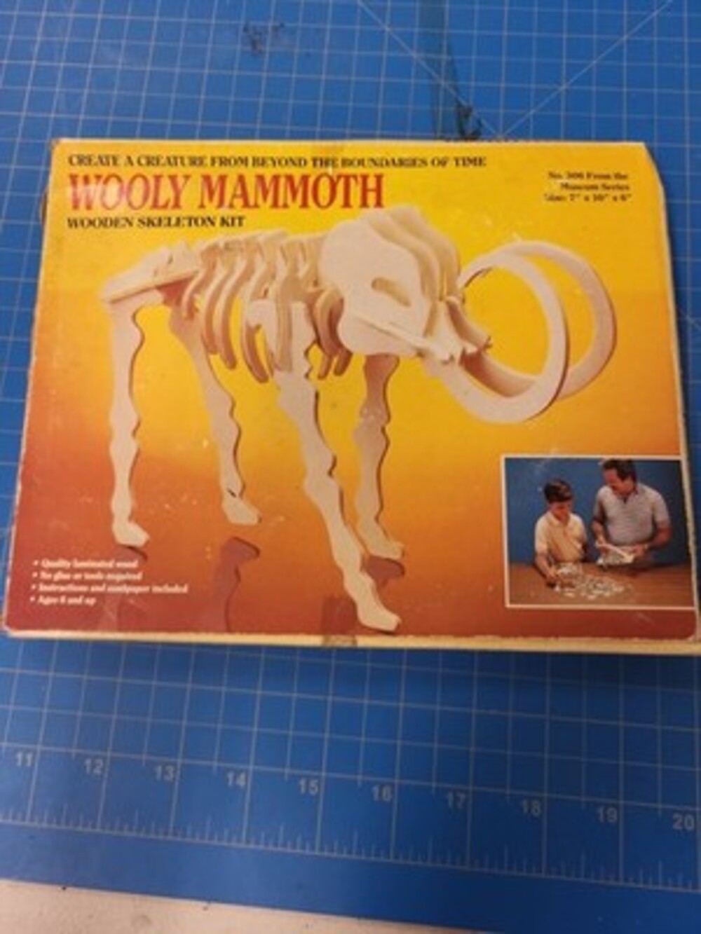 Safari LTD Wooly Mammoth Wooden Skeleton Kit Museum Series No 306 Puzzle Toy